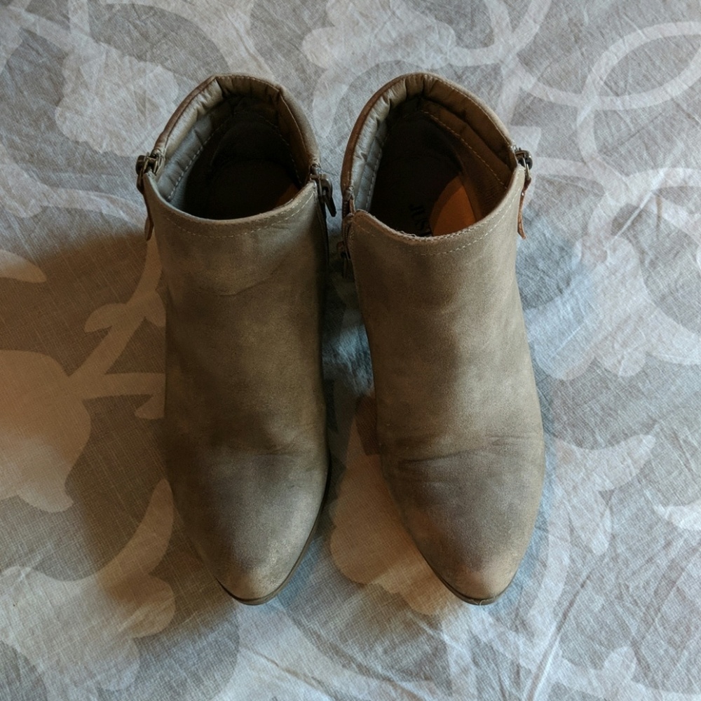 Ankle booties